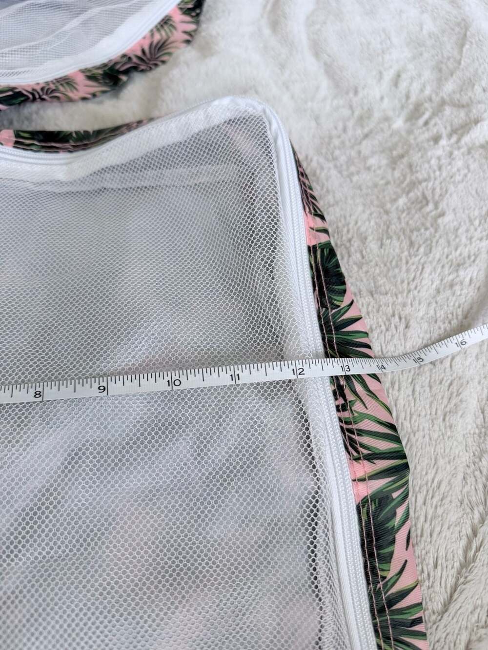 Tropical Palm Travel Bag Set - Picture 6 of 7